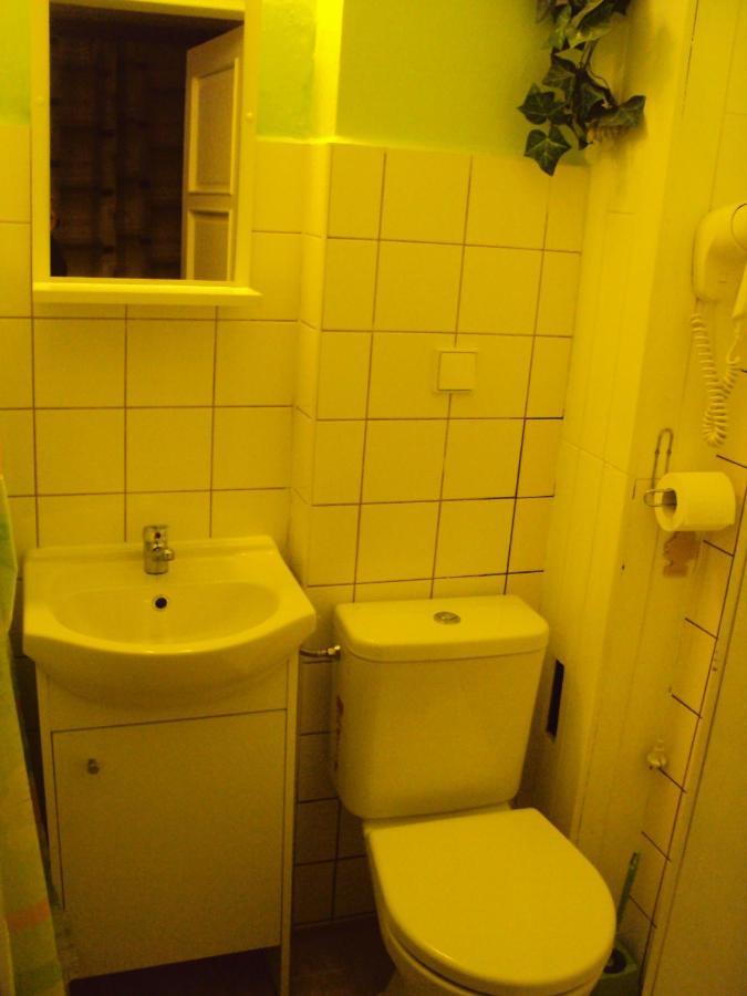 Hotel Zatisi 扬斯凯拉兹涅 外观 照片