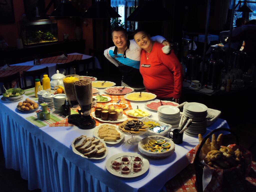 Hotel Zatisi 扬斯凯拉兹涅 外观 照片